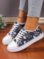 Wholesale Skull Print Lace-Up Canvas Shoes