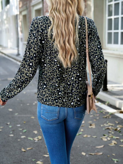 Wholesale V Neck Leopard Long Sleeve Top