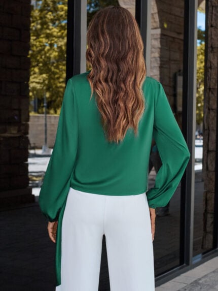 Wholesale Solid Color V Neck Puff Sleeve Blouse