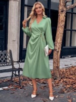 Wholesale V-neck Solid Color Elegant Long Sleeved Dress