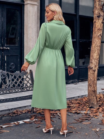 Wholesale V-neck Solid Color Elegant Long Sleeved Dress