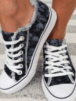 Wholesale Ghost skull pattern canvas shoes