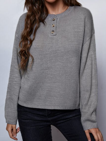 Wholesale solid button decor round neck sweater