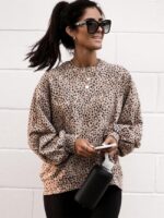 Wholesale crew neck leopard print long sleeved top