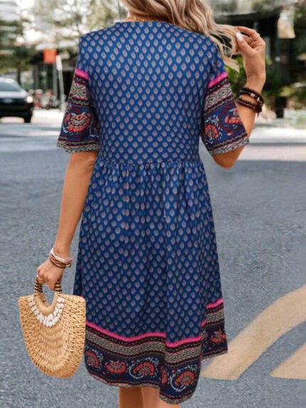 Wholesale nation print v-neck short sleeve dress