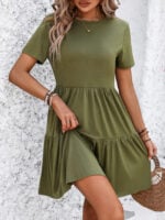 Wholesale Solid color pleated short sleeve dress