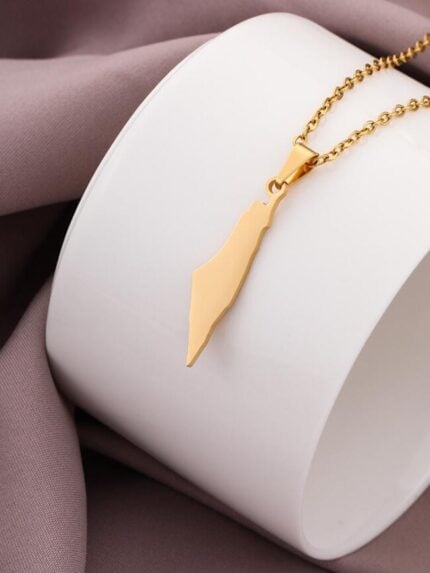 Wholesale solid color shape pendant necklace