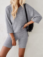 Wholesale Knit Round Neck Three-quater Sleeve Top and Middle Pants Sets