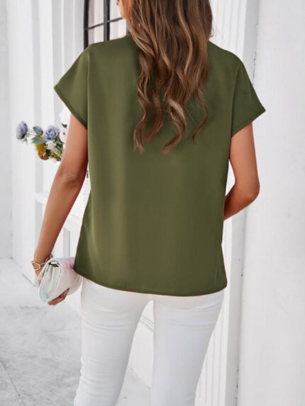 Wholesale Solid Color Wave V Neck Short Sleeve Top