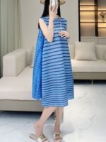 Wholesale Striped Patchwork Sleeveless Vest Dress With Pleats